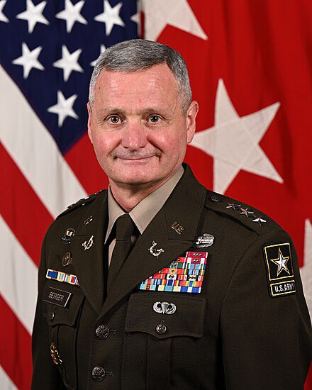 libsoftiktok's tweet image. Army JAG Joseph Berger “consolidated” DEI into the “Office of Professional and Organizational Development.”

Rebranding DEI is still DEI and violates Trump’s EOs.