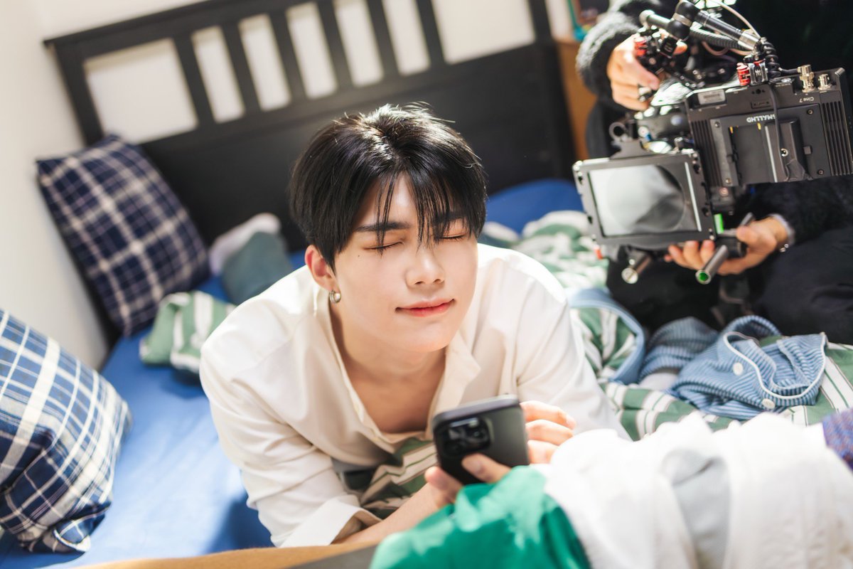 남자 애교 개낀다…