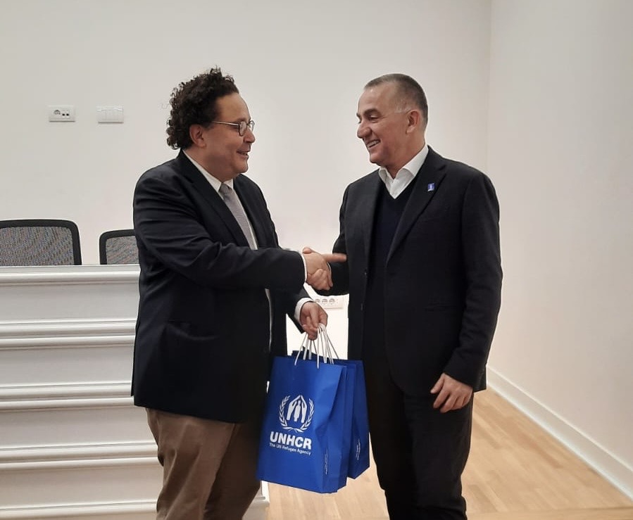Agencija UN za izbeglice <a href="/UNHCRSerbia/">UNHCR Serbia</a>  i <a href="/PravosudnaRS/">Правосудна академија Републике Србије</a>  nastavljaju saradnju na podizanju kapaciteta pravosudja u oblastima međunarodne zaštite i izbegličkog prave, kao i prevenciji i smanjenju apatridije.

shorturl.at/ecSqJ

#sud #apatridija #srbija #izbeglica #saradnja