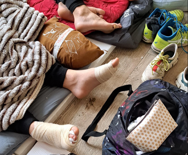 Gjv6hjqX0AAVez1?format=png&name=small