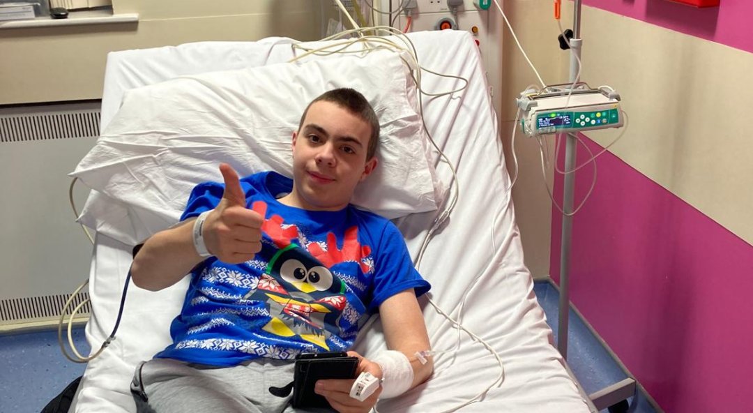 Birmingham Health Partners (@bhpcomms) on Twitter photo Birmingham teen first in UK to receive groundbreaking diabetes treatment | 14 yr old Sam - identified by <a href="/elsadiabetes/">elsadiabetes</a> study as having early Type 1 Diabetes, has received treatment at <a href="/Bham_Childrens/">Bham Children's Hosp 💙</a> to delay the condition > birminghamhealthpartners.co.uk/birmingham-tee… <a href="/parthnarendran/">Parth Narendran</a> <a href="/RenukaDias/">Renuka</a> Birmingham teen first in UK to receive groundbreaking diabetes treatment | 14 yr old Sam - identified by <a href="/elsadiabetes/">elsadiabetes</a> study as having early Type 1 Diabetes, has received treatment at <a href="/Bham_Childrens/">Bham Children's Hosp 💙</a> to delay the condition > birminghamhealthpartners.co.uk/birmingham-tee… <a href="/parthnarendran/">Parth Narendran</a> <a href="/RenukaDias/">Renuka</a>