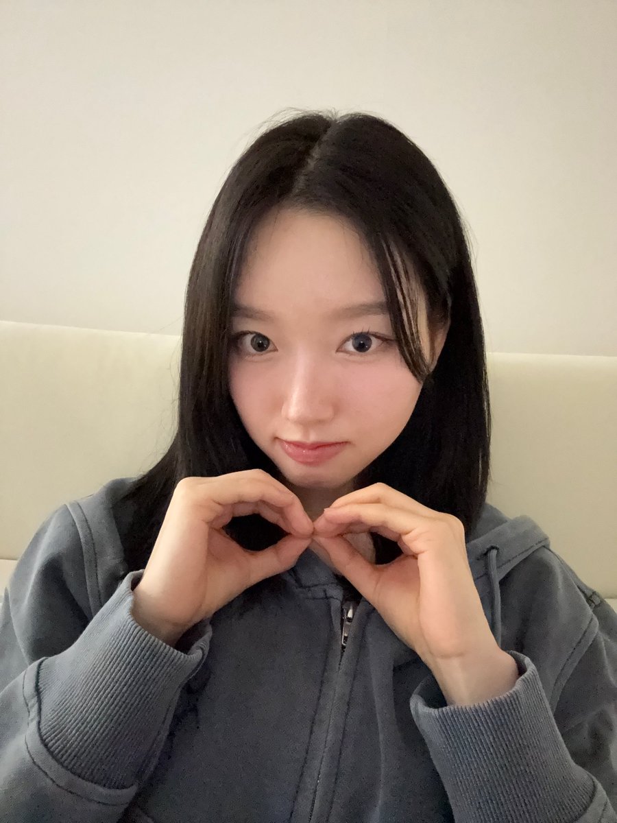 1119vvogmedia's tweet photo. - 250214 Gowon Fromm Update https://t.co/26DGfYydiA