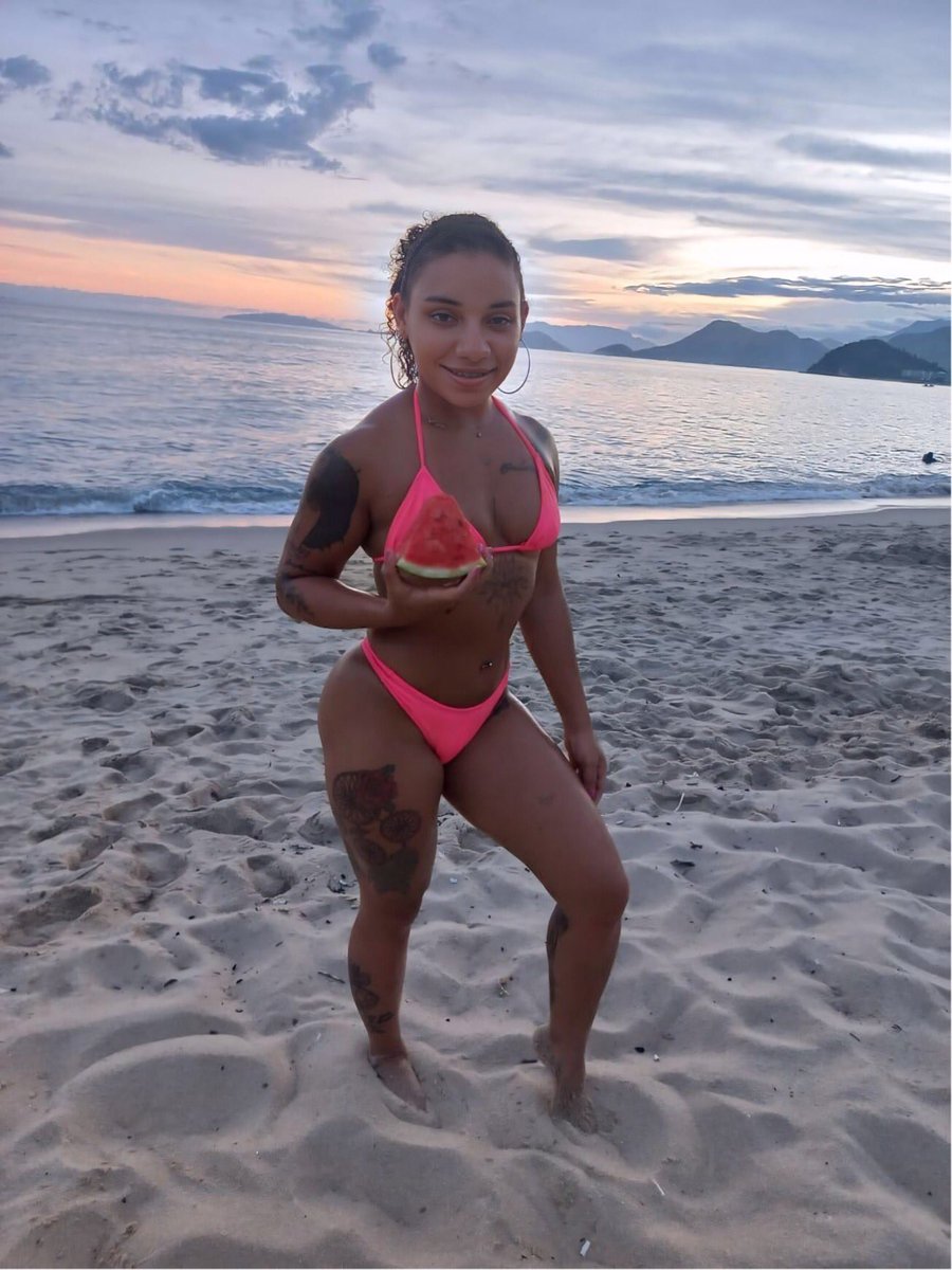 Só pq eu estava sumidinha daqui🥰🌊🍉