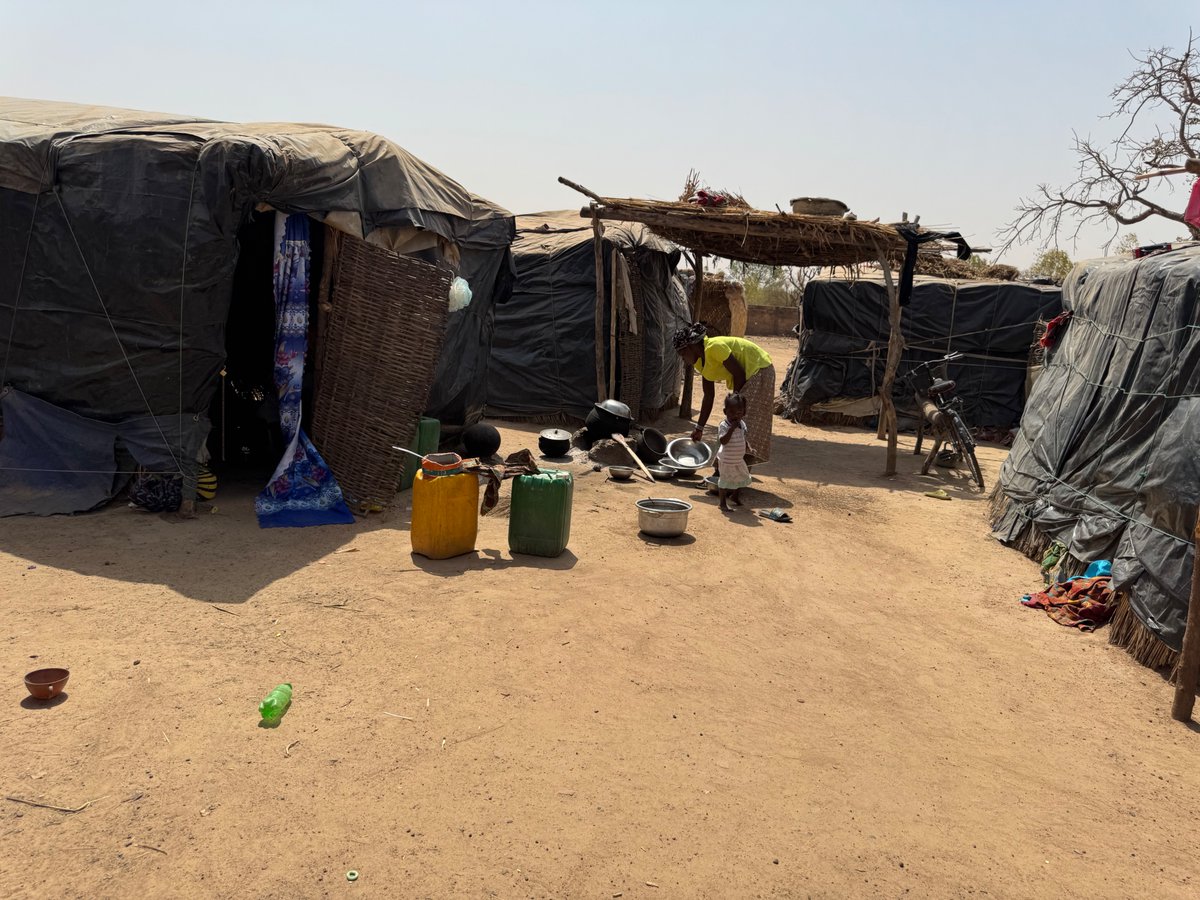 Alistair Dutton (@alistairdutton) on Twitter photo Sitting w people forced from their homes by militia in N #BurkinaFaso 🇧🇫 as they wait to receive help from <a href="/iamCARITAS/">Caritas</a>, 60% of humanitarian aid in the country will be lost if US help is withdrawn. This will kill many.
Statement here: caritas.org/.../closure-of…
<a href="/OcadesD/">Ocades Caritas Burkina /Dédougou</a> <a href="/ocadesfada/">OCADES FADA</a> Sitting w people forced from their homes by militia in N #BurkinaFaso 🇧🇫 as they wait to receive help from <a href="/iamCARITAS/">Caritas</a>, 60% of humanitarian aid in the country will be lost if US help is withdrawn. This will kill many.
Statement here: caritas.org/.../closure-of…
<a href="/OcadesD/">Ocades Caritas Burkina /Dédougou</a> <a href="/ocadesfada/">OCADES FADA</a>