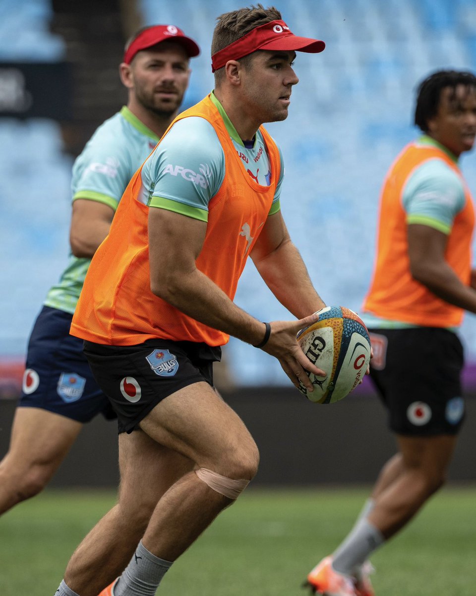 BlueBullsRugby's tweet photo. CAPTAIN'S RUN ✅

SEE THEM LIVE 👀🔥

🎟️TICKETS ➡️ https://t.co/m0aR7qpPm9 

@Vodacom #URC | @URCOfficial_RSA 

#BokBuster | #FillUpLoftus https://t.co/ZfNJnCt9lG