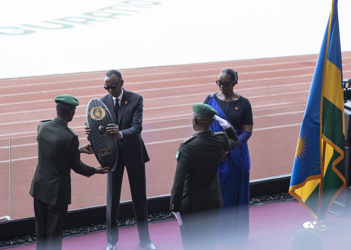 ubumanzi's tweet photo. HE Kagame: Our CIC , Our Shield!
#Turikumwe sir🫡 https://t.co/mG3I94qzyK