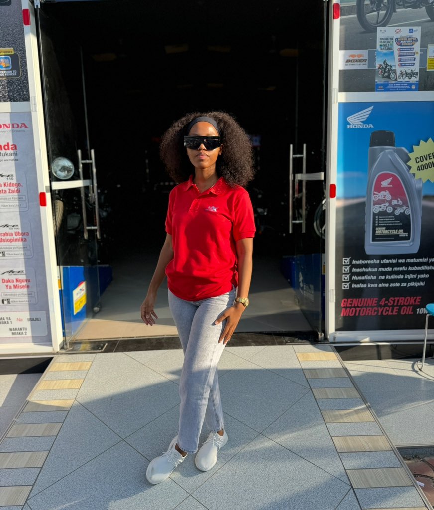 GGK✨ (@glorykazimoto) on Twitter photo Heri ya siku ya wapendanao wateja wangu wapendwa❤️🫶🏽. Kutambua upendo wenu juu ya kampuni yetu ya <a href="/KazimotoComplex/">Kazimoto_complex</a> , kutakua na punguzo kubwa la bei katika bidhaa zetu kwanzia leo hadi wiki ijayo. Karibuni sana sana tusambaze upendo kwa kuchagua huduma na bidhaa zetu🎉 Heri ya siku ya wapendanao wateja wangu wapendwa❤️🫶🏽. Kutambua upendo wenu juu ya kampuni yetu ya <a href="/KazimotoComplex/">Kazimoto_complex</a> , kutakua na punguzo kubwa la bei katika bidhaa zetu kwanzia leo hadi wiki ijayo. Karibuni sana sana tusambaze upendo kwa kuchagua huduma na bidhaa zetu🎉