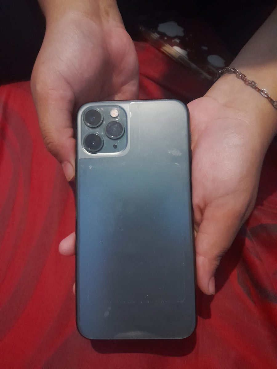 Nancy_JMD's tweet photo. WTS iPhone 11 Pro - 256 GB 

‼️5,2 Juta Nego tipis‼️
Box ada ✅️
Casan ✅️
Pemakaian rapih masih bagus dan mulus no lecet karena depan belakang dipake anti gores✅️
📍 Tangerang Selatan, Serpong
Bisa cod area Tangsel dan sekitarnya.

#zonauang #zonajajan #zonaBU https://t.co/KkBXYZo27i