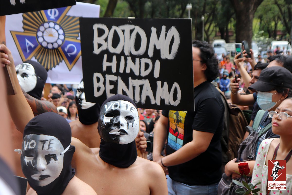 phkule's tweet photo. Alpha Phi Omega - ETA Chapter staged its annual Oblation Run at Palma Hall today, with the theme “Boto Mo, Hindi Benta Mo.”
Photos by Sarah Gates, Lorence Lozano, and Lemuel Pabalan
#UPOblationRun https://t.co/gilYw2xluY