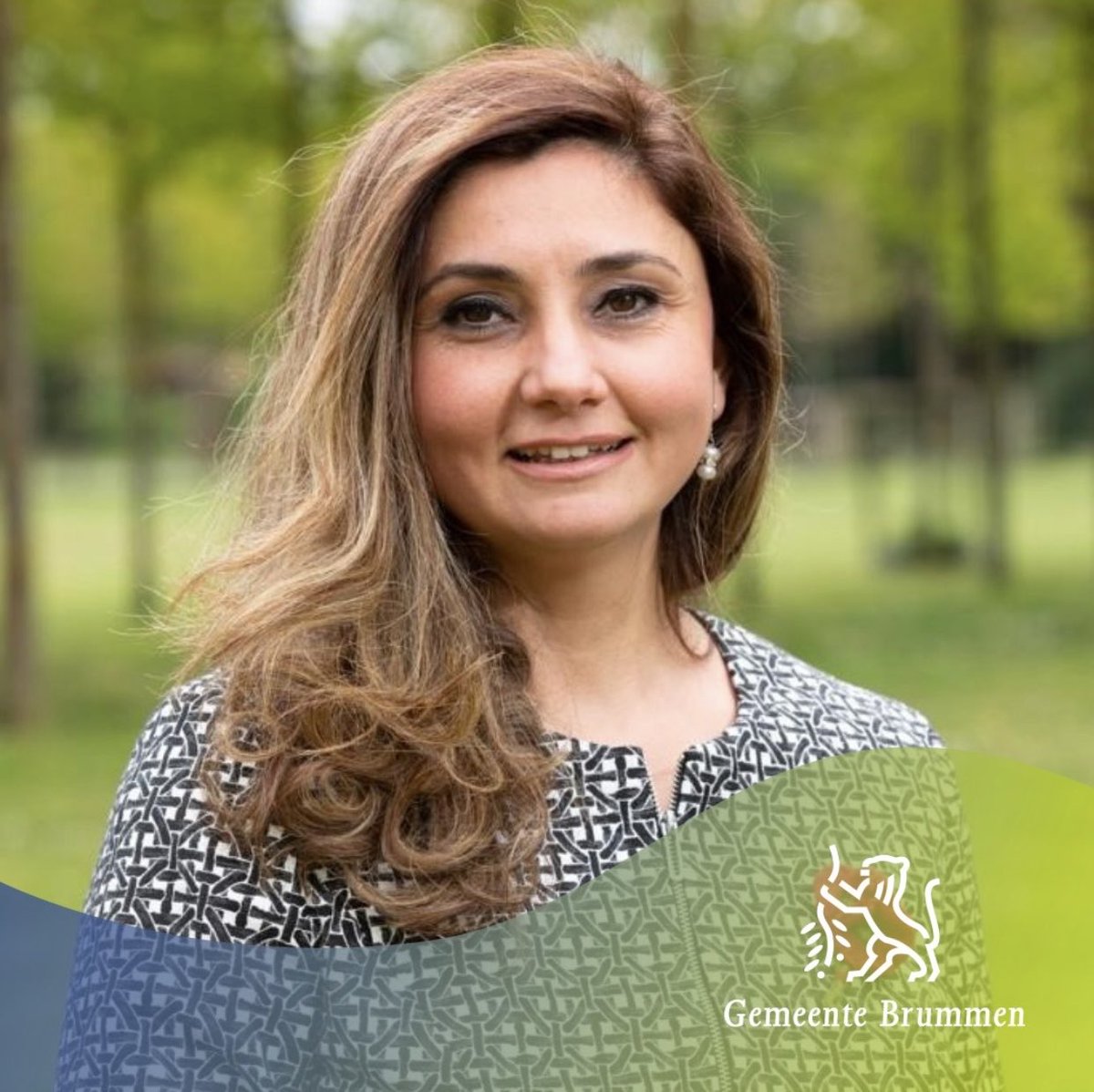 In gesprek met wethouder Yasemin Cegerek

Wijkwethouder van Eerbeek, komt graag in contact met inwoners. Daarom nodigt ze u uit voor een inloopochtend op 20 februari in de het Tjark Rikscentrum in Eerbeek.
Tussen 10.30 en 12.30 uur bent u van harte welkom voor een kop koffie! ☕️