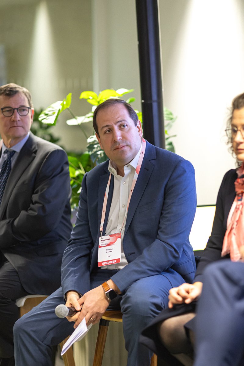 EIF_EU's tweet photo. 🗣️ As a leading provider of #smefinance in 🇪🇺, we're not only supporting AI innovation, but also making financing available for disruptive technologies, life sciences, and digital transformation, so that SMEs can navigate and leverage the AI revolution #AIActionSummit2025 https://t.co/dhhpOeTweJ
