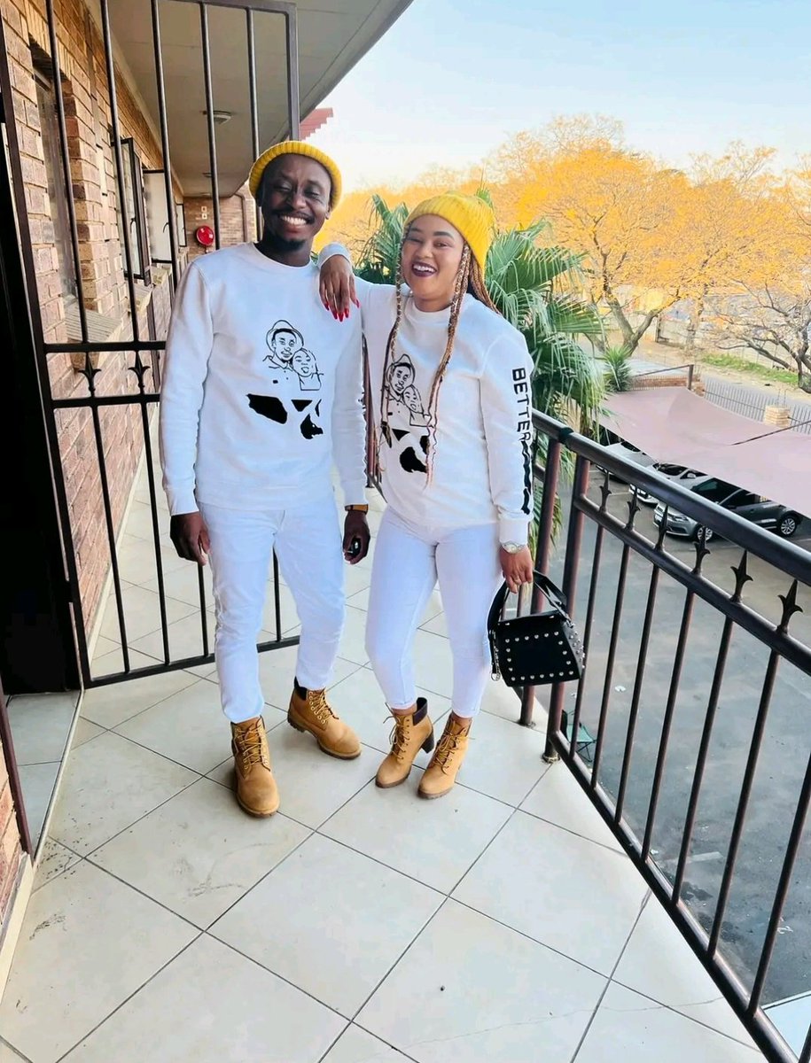 Nkosina47132701's tweet image. Definitely my favourite person 
@NkosinathiLeph1 
#SeeHowItRuns 
#MoreThanJustSalt 
#YourLoveseason