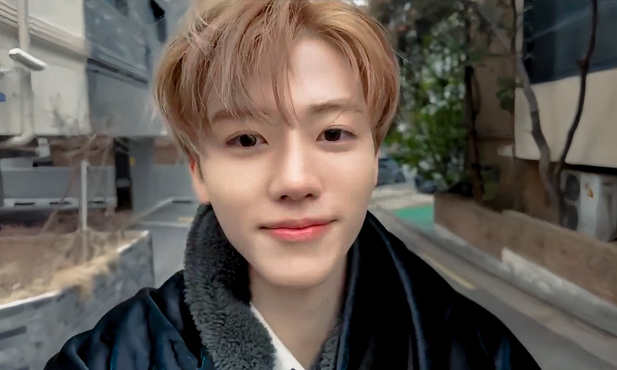 Imagine being this pretty?