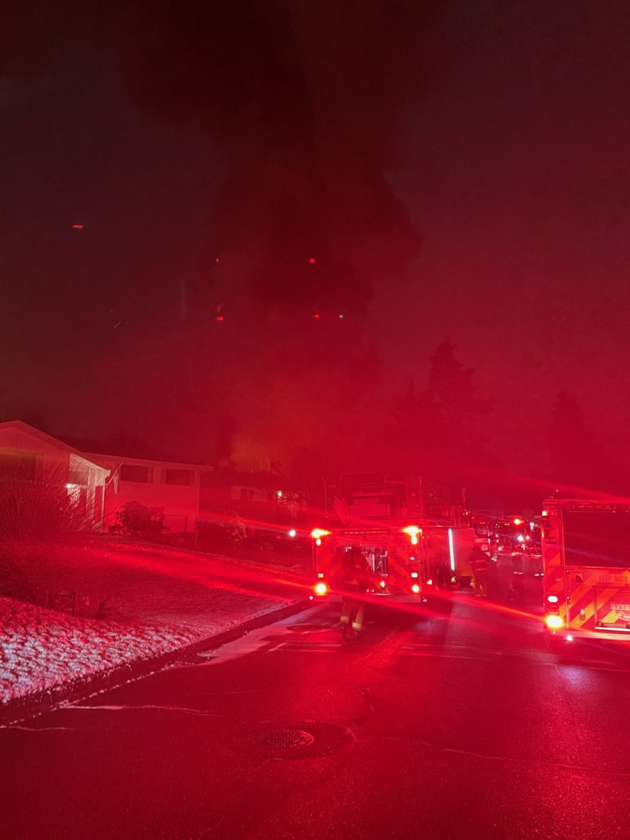 TacomaFire's tweet photo. 9400 Tacoma Ave S, 12:05am - TFD responded to a call that someone’s back patio was on fire. When crews arrived on scene, they found the 2-story home on fire. Crews are still on scene putting out hot spots. No injuries to report at this time. https://t.co/nJHOOmxIlE