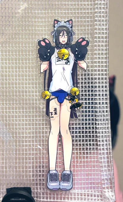 写真載せられるかんじに遊んでみました!アクリルとかに貼ったらアクスタっぽくなるかも!(アイテム数の都合上アイテム同士を切り離すが必要な場合があります) #COMITIA151 