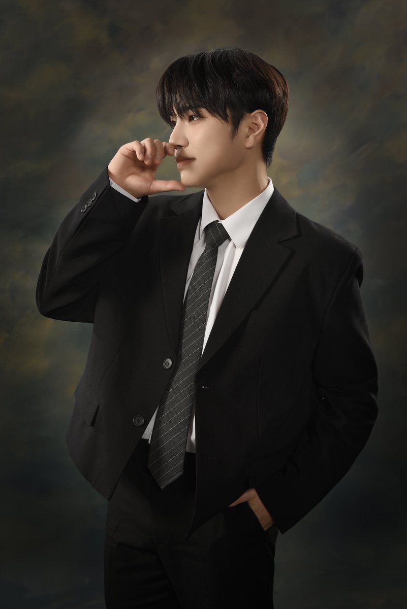 VannerOfficial's tweet photo. [📷] 

배너네 가족사진 찍던 날📸

#VANNER_6th_Anniversary
#VANNER #배너 https://t.co/pnPuANNpNq