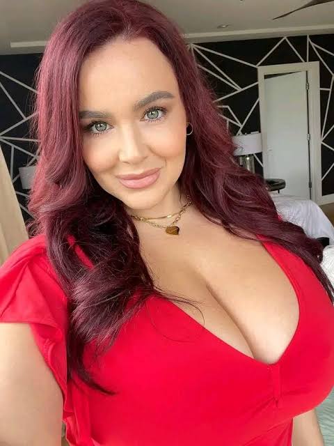 MichelleAr9890's tweet photo. If you love red ♥️ follow back https://t.co/KmUvZKelbA