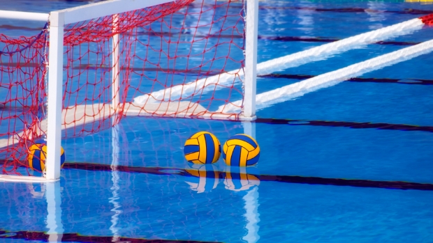 Winst voor waterpolodames -  destadskoerier.nl/l/327517