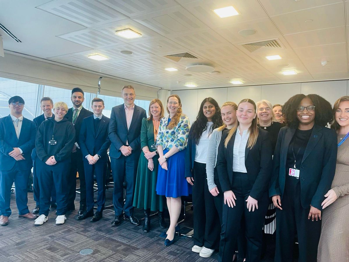 LBGAmbLondon's tweet image. A huge thank you to @SusanAclandHood for joining us at our annual #NAW2025 celebration of our @LBGplc apprentices to help present awards and see first-hand how apprenticeships provide businesses with the talent and innovation we need to succeed! 

@educationgovuk