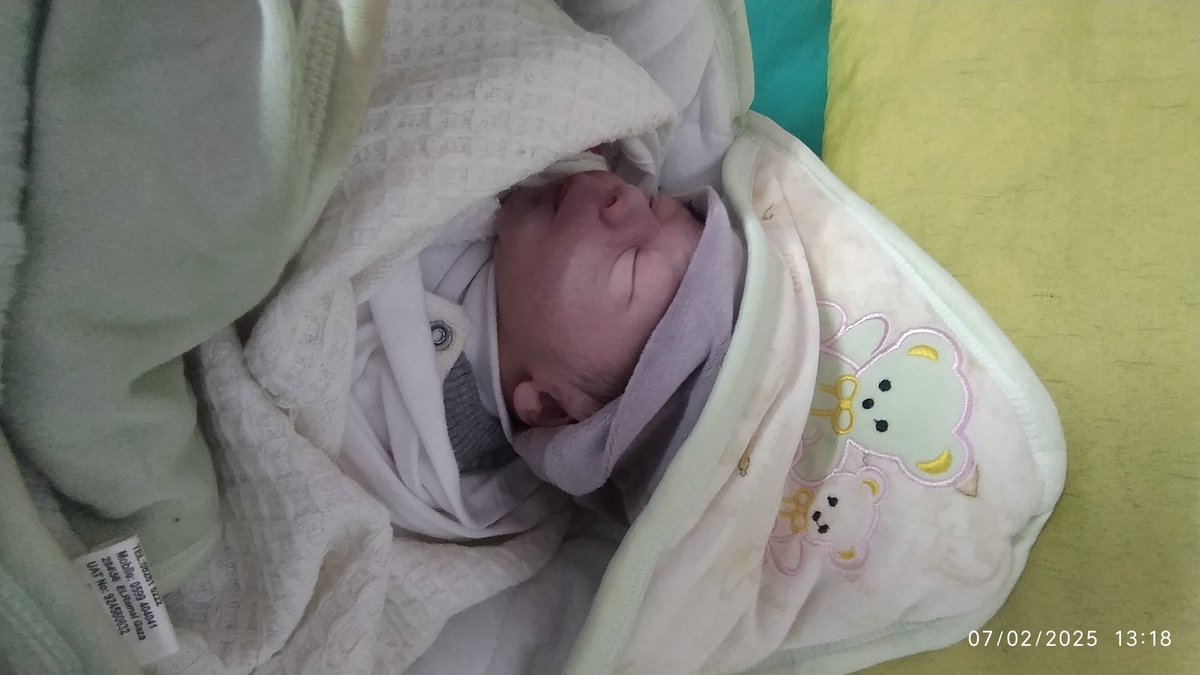 AskarShereen's tweet image. Good morning my friends. Thank God I gave birth to my little son. I named him Ahmed after his uncle, the martyr. Thank you with all my heart for your support of me and my child. Help us spread the word about my campaign and donate if you can