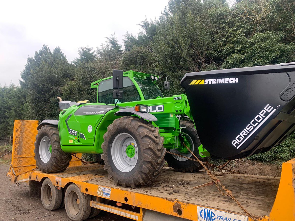 Agriscopeltd's tweet photo. Here is a TF42.7CS-136 Led work lights, boom suspension, cab suspension, air con air seat going out to its new home in South Yorkshire
#agriscope #merlo #telehandler https://t.co/B4SHlbNtlF