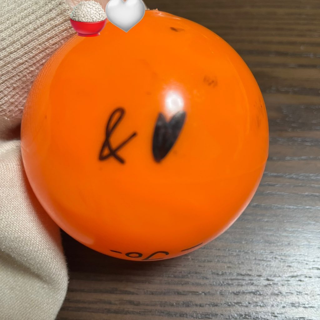 so__ps's tweet photo. 昨日夜公演も最高でした！！
JOくんのサインボール😭😭
一生宝物にします😭😭
JOくんが書いた&amp;❤︎周りに
インクの指紋まである😭😭
本当にありがとう😭😭

#andTEAM
#and_HEART https://t.co/MDsIAkMmiW