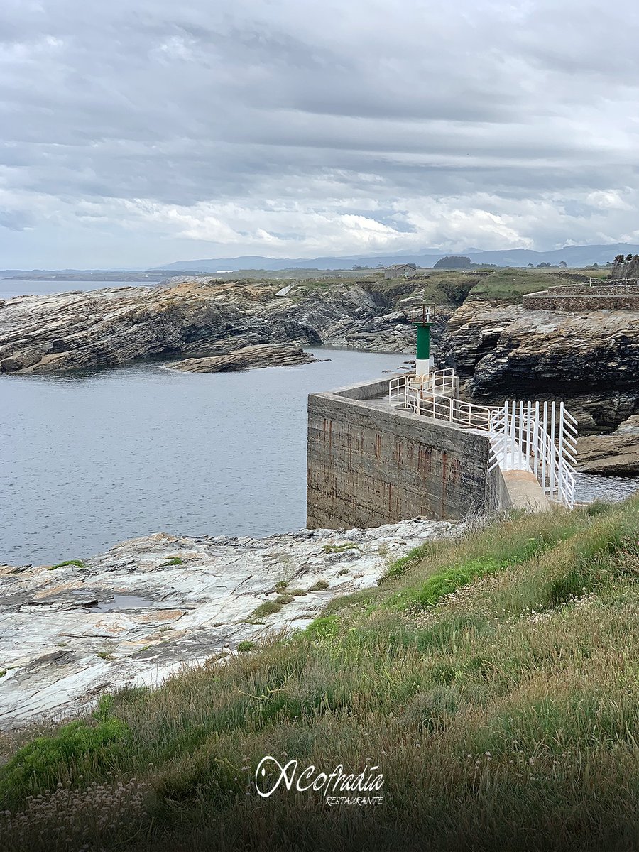 En parella, soa, só, con amigos, ou en familia.

💙❤️💙❤️💙