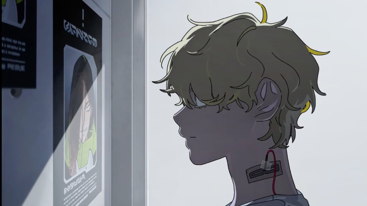 cvnide's tweet photo. can you imagine living this way though? almost nothing surrounding his life has colour, he's hooked up to a million wires and is constantly being monitored. its all pale and monotomonotonousnus. the only light in his life was actually just hyuna. https://t.co/G9HU0ZeO2S
