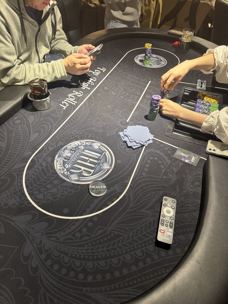 webコインリングに移行してます‼️ 店舗で待つ必要はございません☺️ ポーカーできる店探してる方は是非お越しくださいませ🥳 店舗は川口駅東口徒歩2分、はなまるうどん様の上2階になります‼️  50-100 5％5BB の激安仕様です❣️ #川口 #ポーカー #駅から徒歩2分 #プレ ...