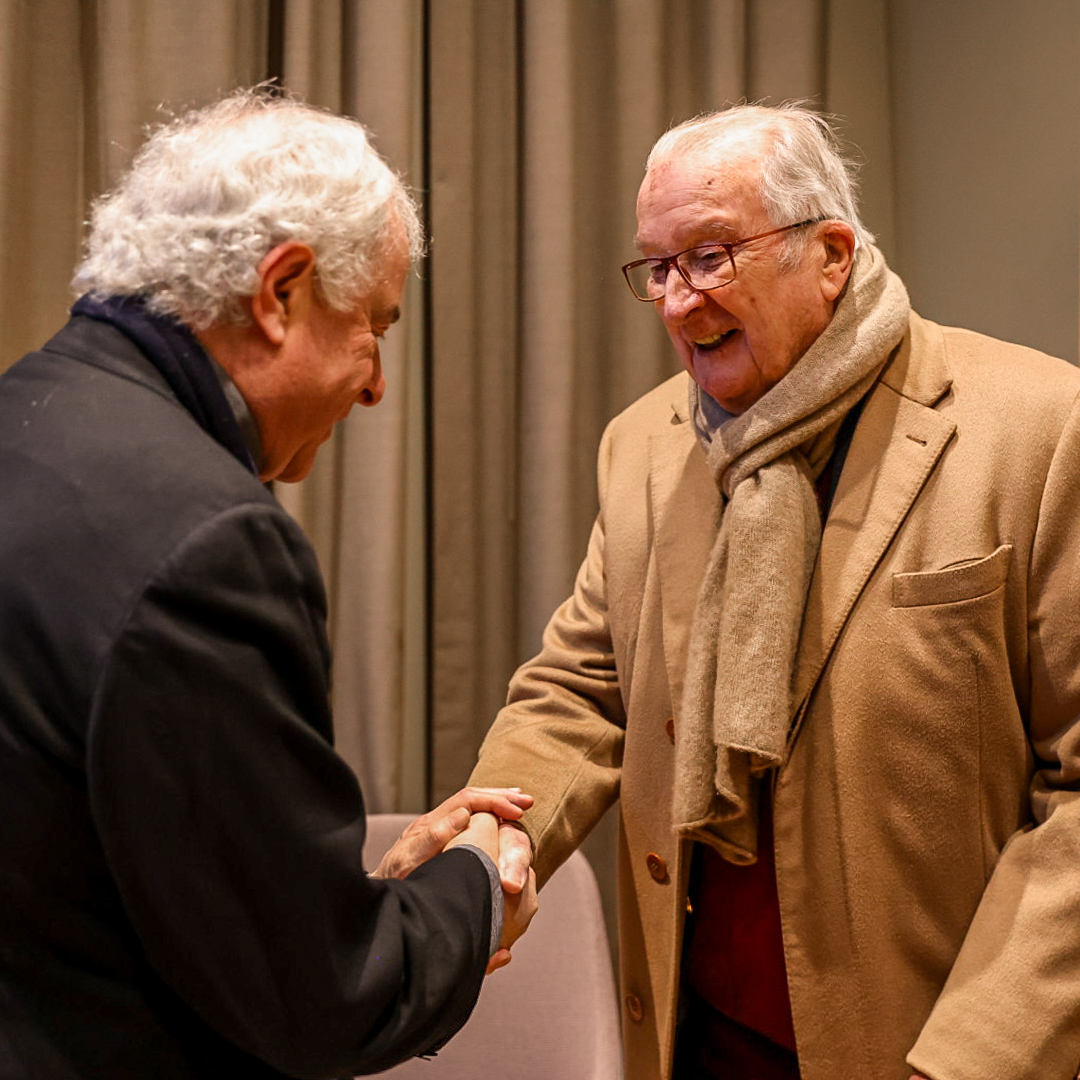 Prinses Beatrix, prins Claus en Prins Willem-Alexander - PICRYL - Public  Domain Media Search Engine Public Domain Search, image size:1080x1080