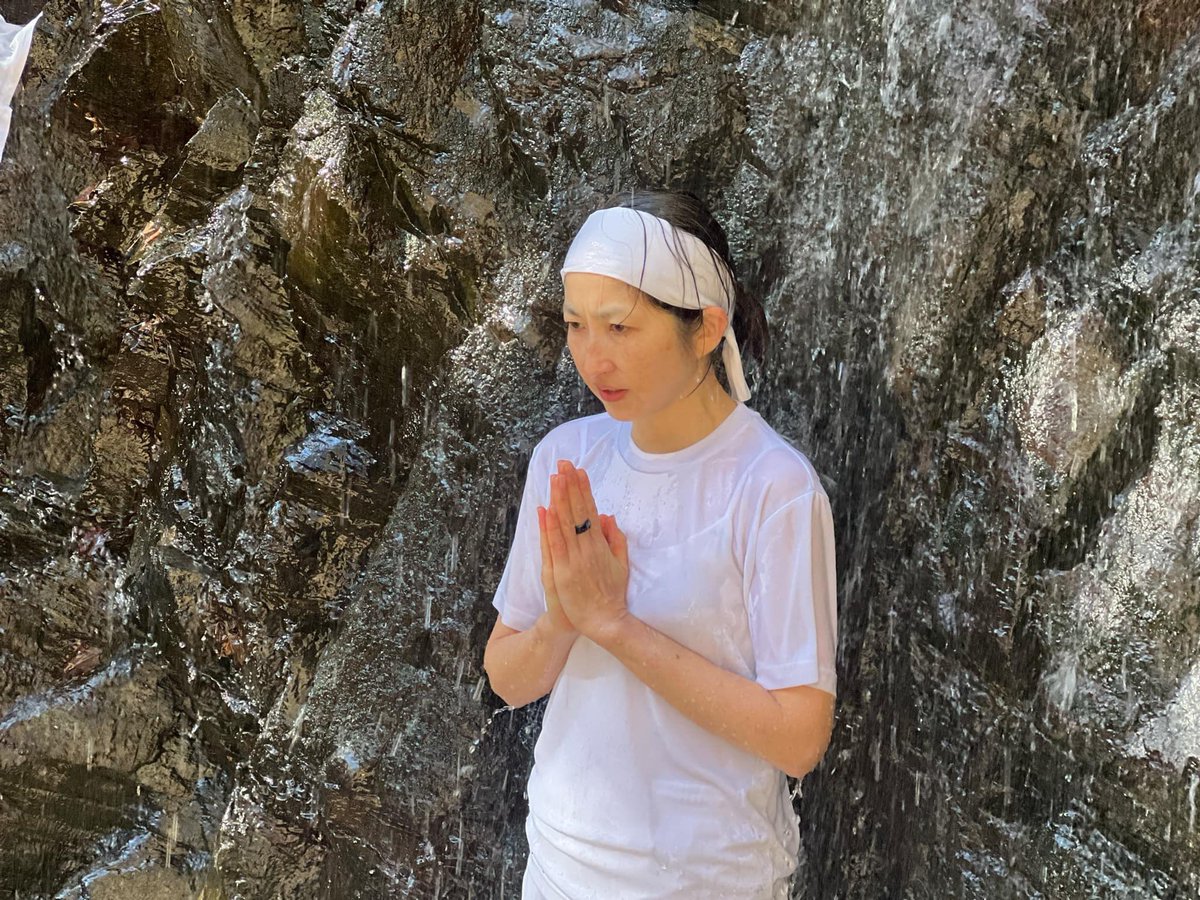 eno_takako's tweet photo. 生きとし生けるものが皆幸せでありますように。
関わる全ての方々の健康維持と更なる発展
関わるVyvo事業の発展をお祈り致します。
かむながらありがとうございます🙏
日本🇯🇵弥栄✨
#いのり
#禊
#vyvoGeneration
#Helo
#inPersona
#VyvoSmartChain
#VyvoGG25
#vyvosocialfi25
#VAI
#vebetterdao https://t.co/cRYvlveZUt