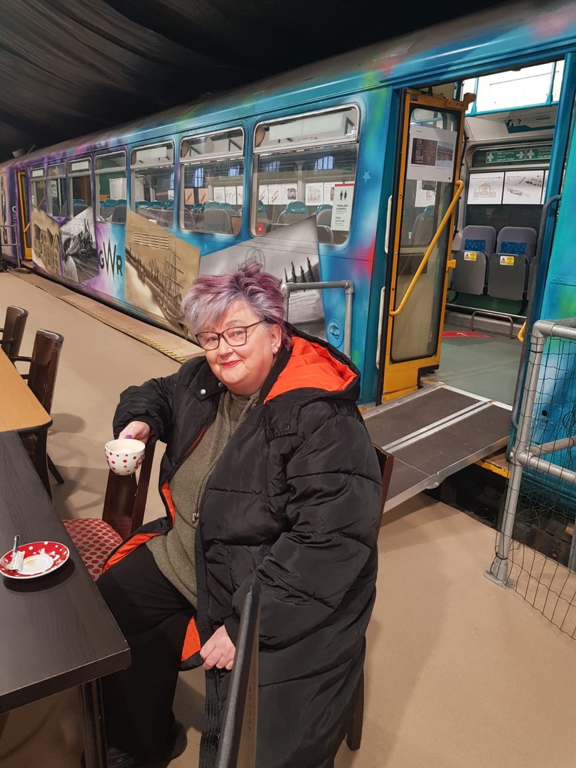 SWWConnected's tweet photo. ☕️ Fresh off the train in Llanelli &amp; in need of coffee? You don't have to go far!! Alfie’s Coffee at the station serves award-winning brews! A 6-minute stroll took us to @LlanelliRGST, a friendly community hub where we had a great catch-up with Beverley Richards from @poblgroup. https://t.co/2nsoB2Eht4