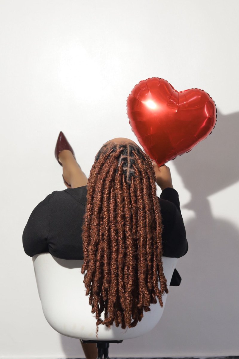 itsonyekachigbo's tweet photo. HAPPY VALENTINE’S DAY MY LOVES💘 https://t.co/8YKFF5XHGU