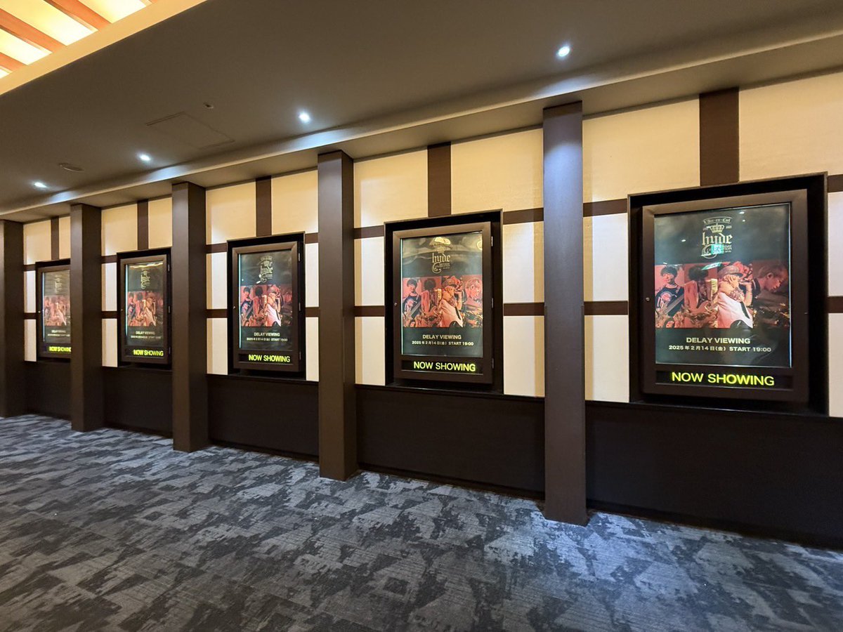 HydeOfficial_'s tweet photo. [STAFF]
まもなくhyde誕生祭DELAY VIEWING！
映画館にお越しの皆様、一緒に盛り上がりましょう！

#hyde
#LArcenCiel 
#ラルク 
#東京ドーム
#hyde誕生祭 
#ラルクロス
#今日はディレイビューイング
#4月はWOWOW
#SeeYouNextL35th https://t.co/fjBeZBzaT9
