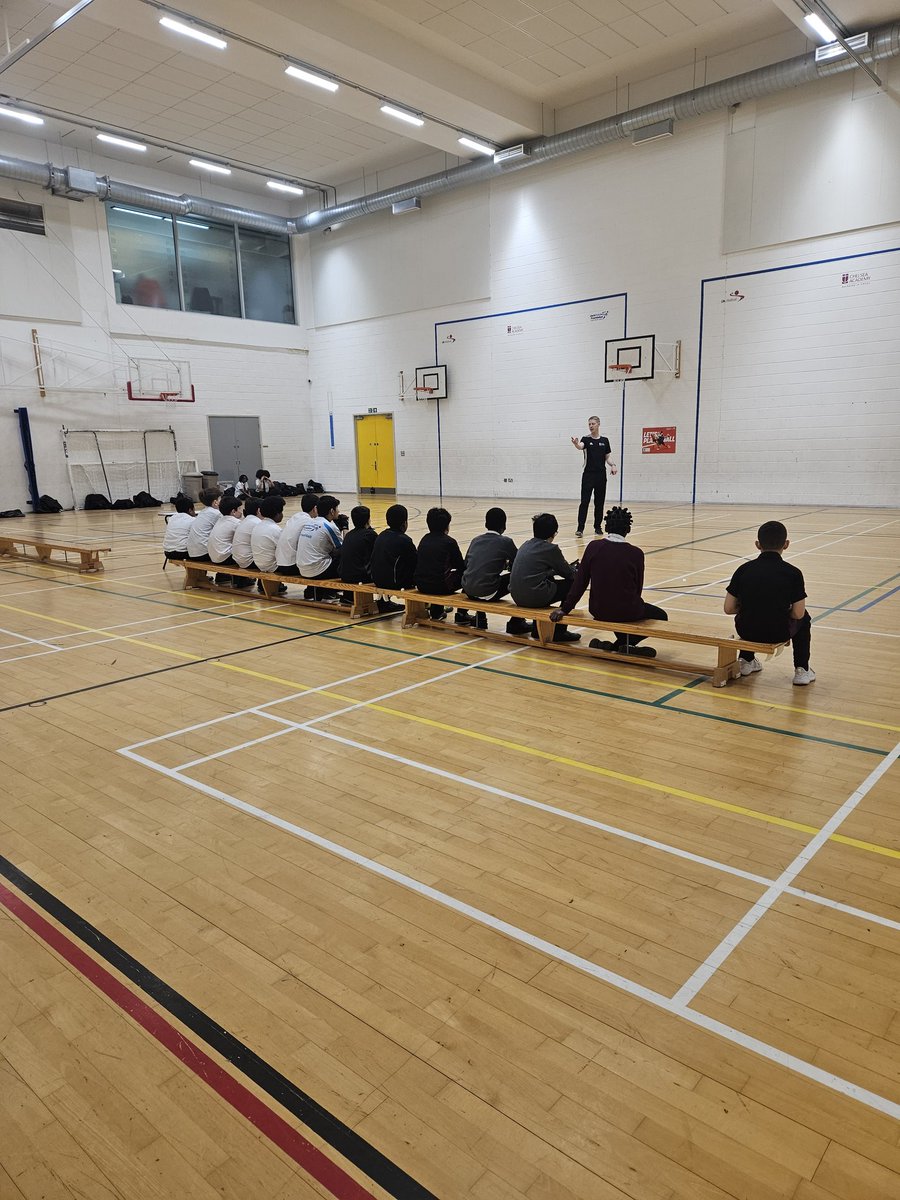 1 Wall UK tweet media