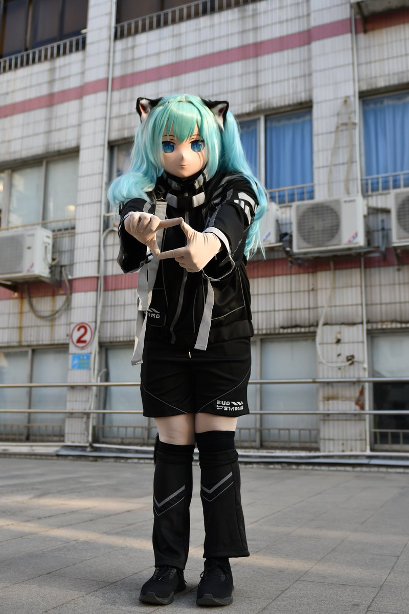 CDevway's tweet image. 情人节快乐
依然是一个人过捏～