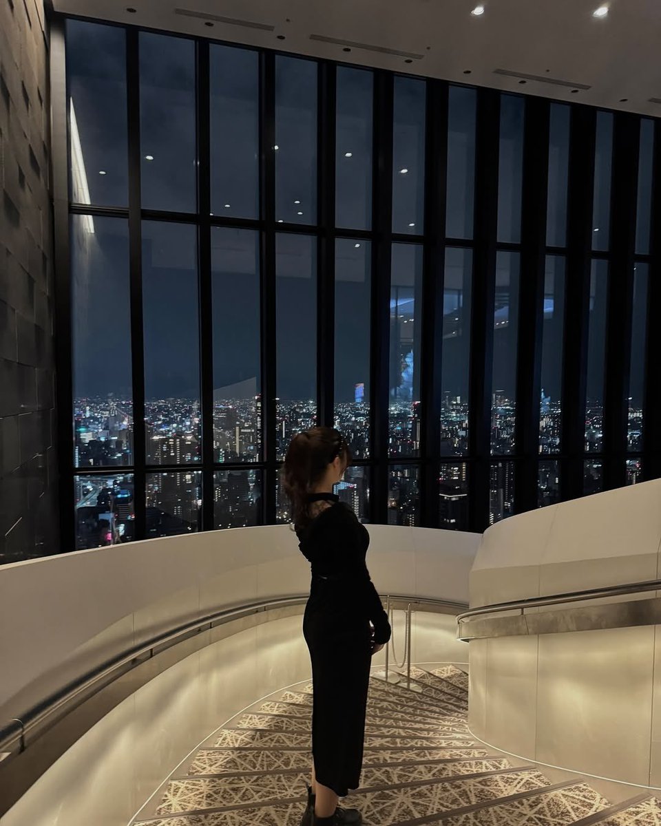 ハ○撮りOKいただいたので、欲しい人いますか？いいねして欲しいとコメント下されば適当に送りますね。

大阪のフォロワー様にご用意いただいたホテルにて！
もちろん私共が払うつもりではいますが、ご厚意はやはり嬉しいものです。
では今から楽しんでまいります。