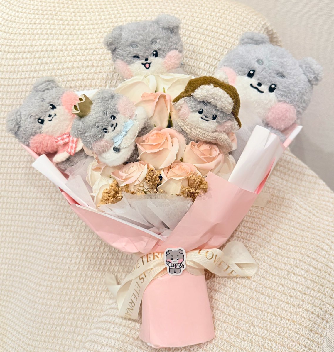 Happy Valentine's Day 💝🤍