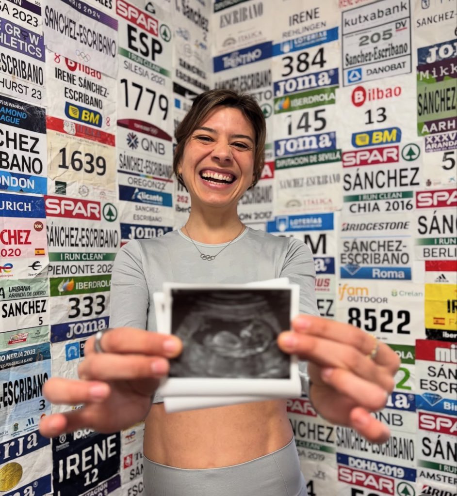 José Manuel Amorós (@amoroscuatro) on Twitter photo 🤰🏻 ¡EMBARAZADA!
Irene Sánchez-Escribano anuncia que está embarazada y se perderá, por una buena causa, las dos temporadas de 2025.
Receso tras clasificarse para la final olímpica y MMP de 3.000 obstáculos.
¡Felicidades y te esperamos con un nuevo aficionado/a, <a href="/irenesef/">Irene Sánchez-Escribano</a>! 🤰🏻 ¡EMBARAZADA!
Irene Sánchez-Escribano anuncia que está embarazada y se perderá, por una buena causa, las dos temporadas de 2025.
Receso tras clasificarse para la final olímpica y MMP de 3.000 obstáculos.
¡Felicidades y te esperamos con un nuevo aficionado/a, <a href="/irenesef/">Irene Sánchez-Escribano</a>!