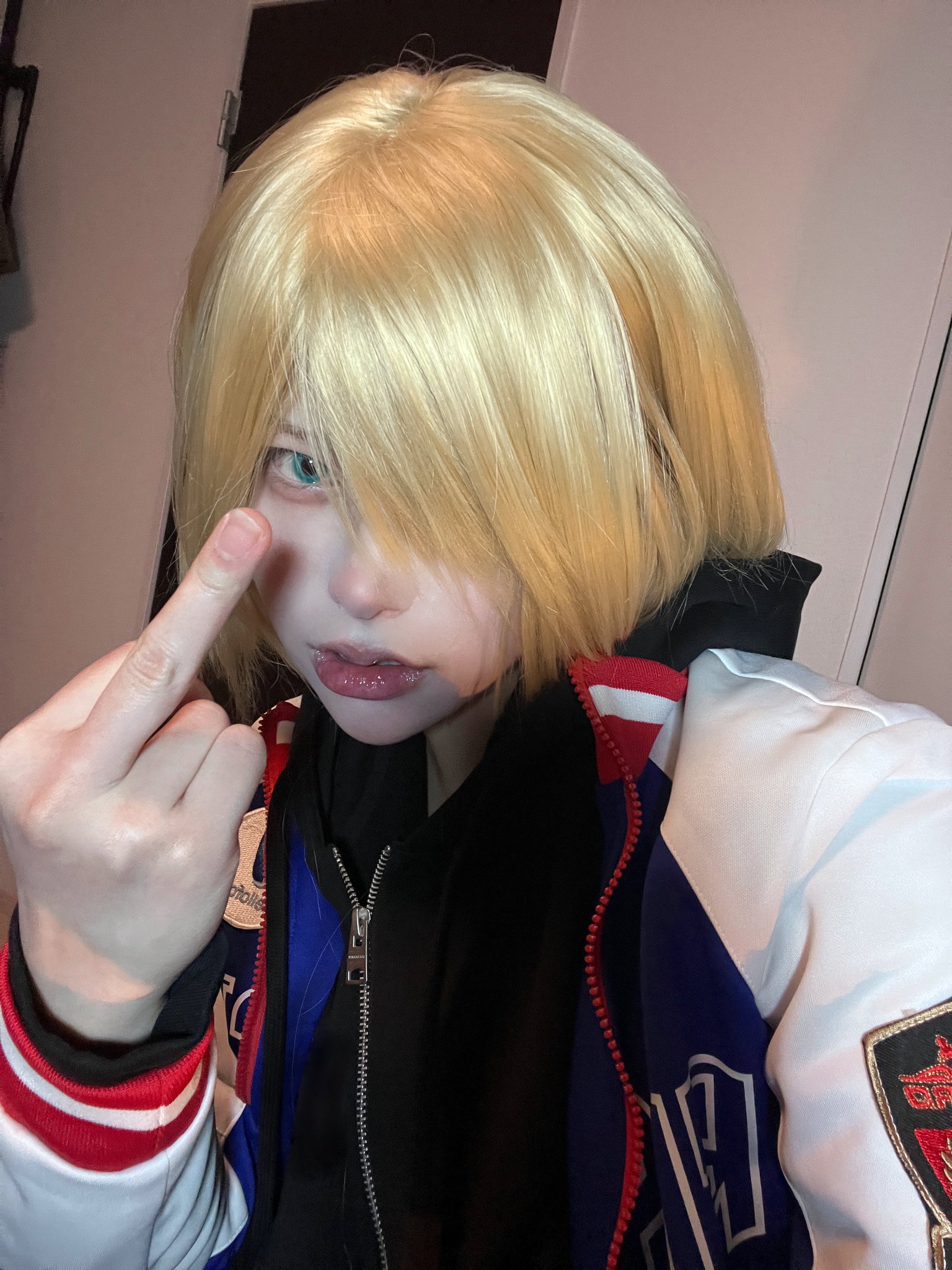 【即購入可能】ユーリon ice ユーリ・プリセツキー　コスプレ　ブルゾン Amazon.co.jp: ユーリ オン アイス YURI ON ICE ユーリ
