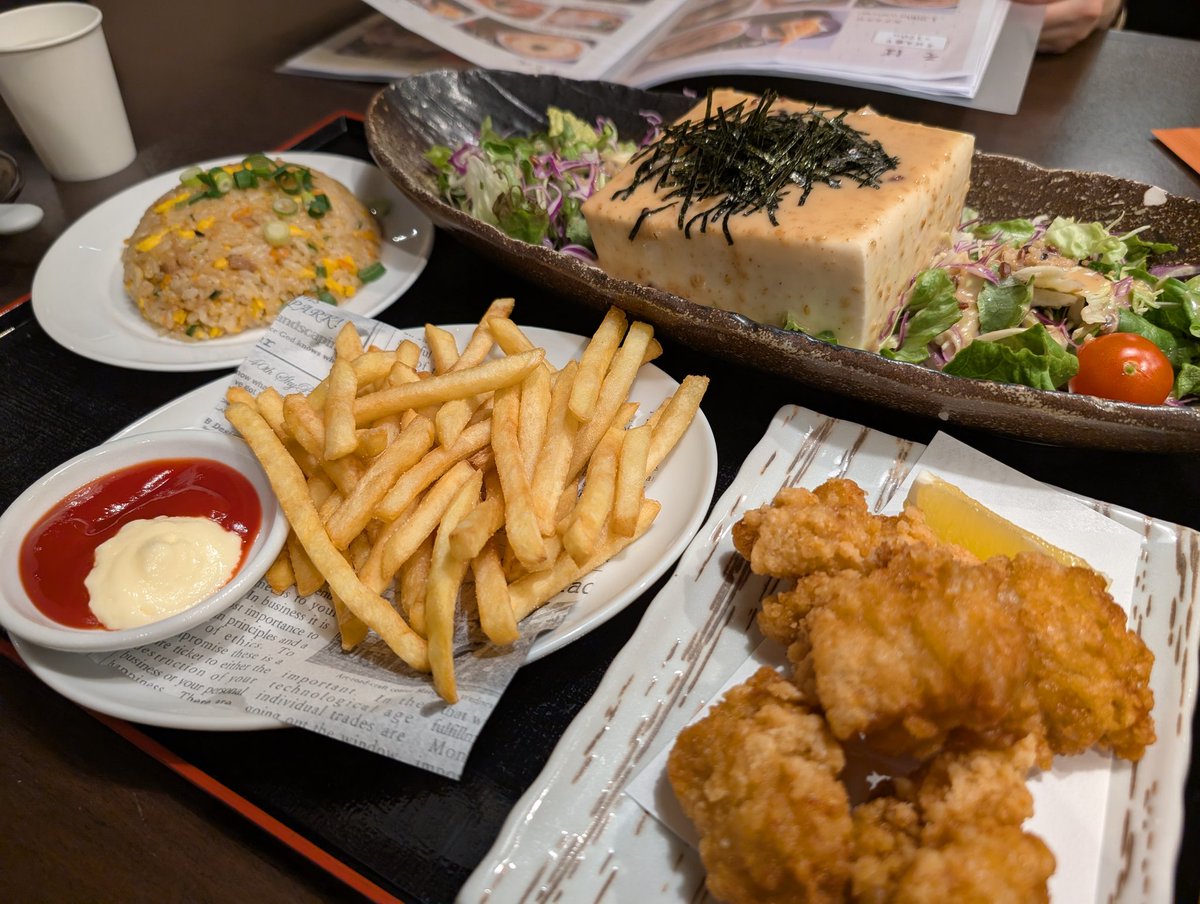 man_tomari's tweet image. 群馬のスーパー銭湯
相変わらずサラダがすごい🥹