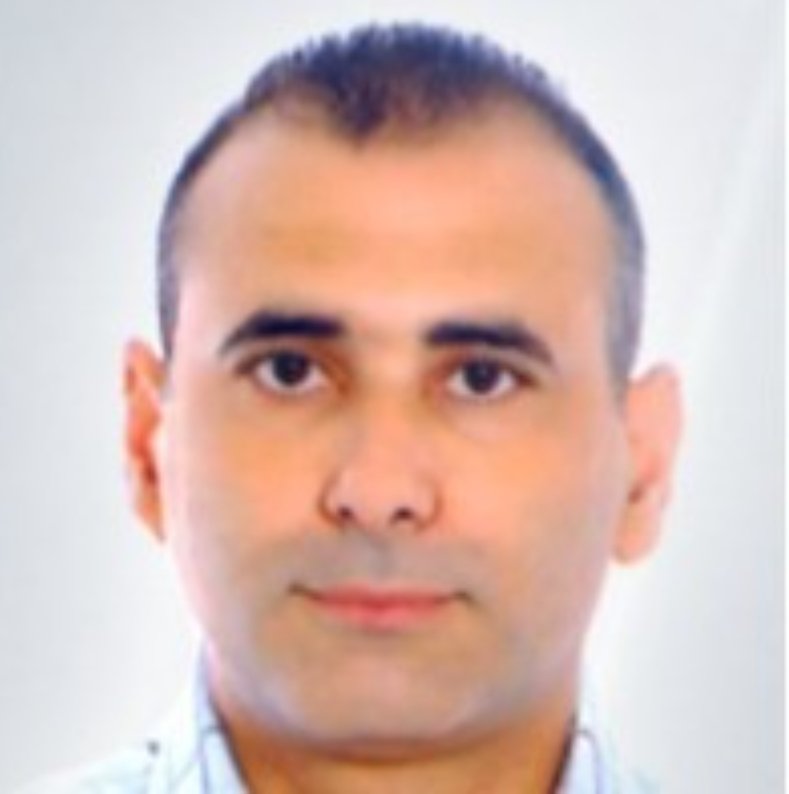 SamiYassinTurki's tweet photo. Avec une immense douleur que nous apprenons le décès de prof. Sami Faiz, mon directeur de thèse et ami depuis. Son énergie hors pair, son apport scientifique, sa grande générosité et sa bienveillance ont marqué des générations de chercheurs. Paix à son âme. https://t.co/MhpnoiHQJv