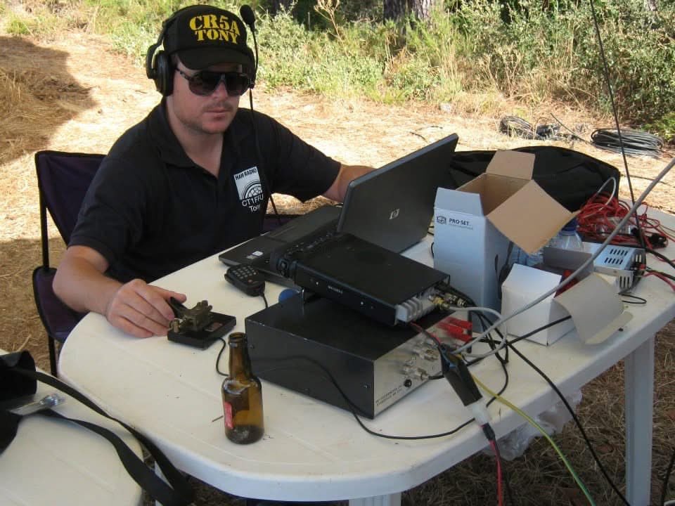 Rádio, someone still loves you!