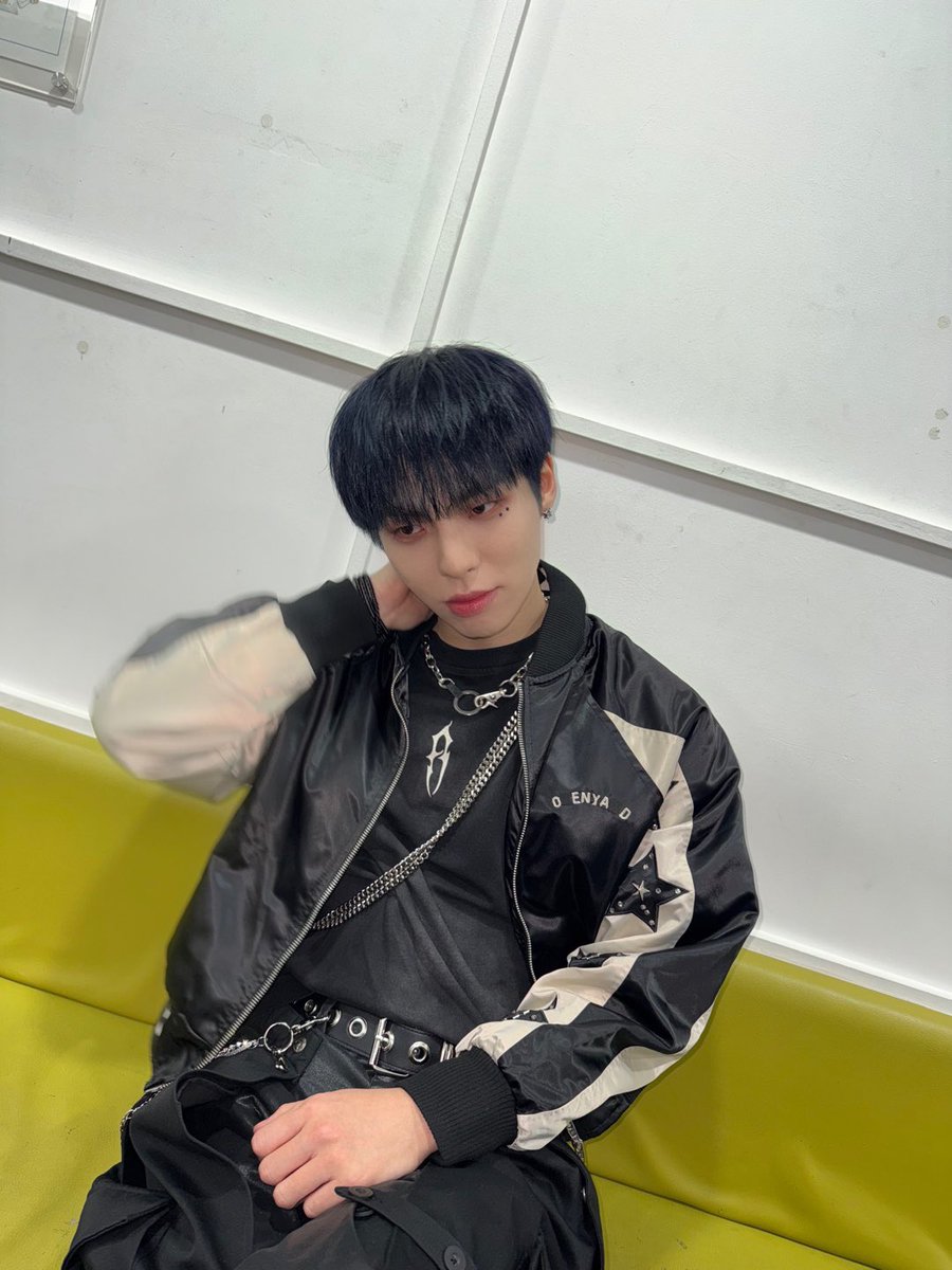 💙🖤곤

#CIX #FIX #BX #이병곤 #병곤 #평픽사💙