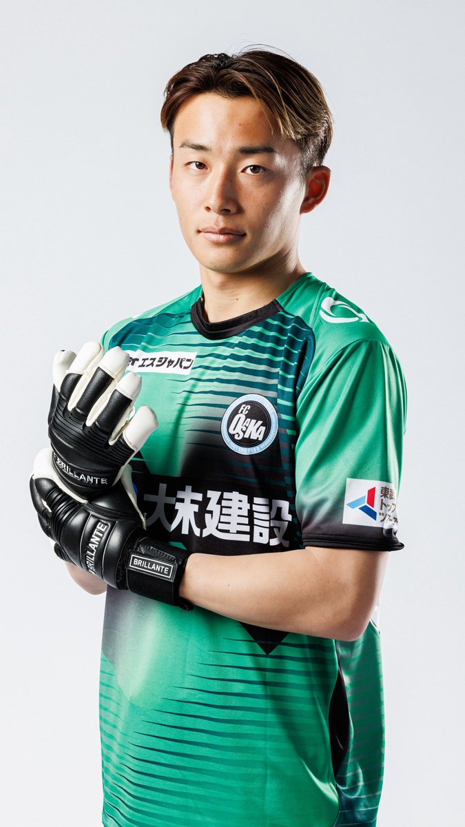 FCosakaOfficial's tweet photo. ／
　🗣️お待たせしました‼︎🙌🩵
＼

No.68 #平吹楽 選手のユニフォーム、本日から販売開始します！

※発送にはご注文から約1ヶ月程度いただきます🙏

🛒販売サイト
⏩ https://t.co/FQ3qWBggMJ

#FC大阪 #fcosaka #J3 #東大阪 https://t.co/aXmOPXf6tk