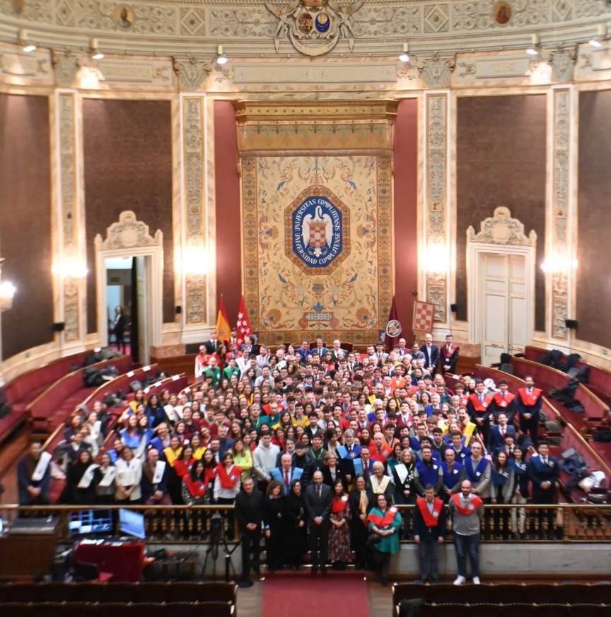 Colegio Mayor Alborán (@cmalboran) on Twitter photo Un año más, <a href="/cmalboran/">Colegio Mayor Alborán</a> en las XLVI Jornadas de Colegios Mayores organizadas por <a href="/ccmmue/">Consejo de Colegios Mayores Universitarios</a>
Analizando el papel fundamental que tienen los #colegiosmayores así como la necesidad de fomentar la participación de los jóvenes en la sociedad.
#JornadasColegiosMayores2025 Un año más, <a href="/cmalboran/">Colegio Mayor Alborán</a> en las XLVI Jornadas de Colegios Mayores organizadas por <a href="/ccmmue/">Consejo de Colegios Mayores Universitarios</a>
Analizando el papel fundamental que tienen los #colegiosmayores así como la necesidad de fomentar la participación de los jóvenes en la sociedad.
#JornadasColegiosMayores2025