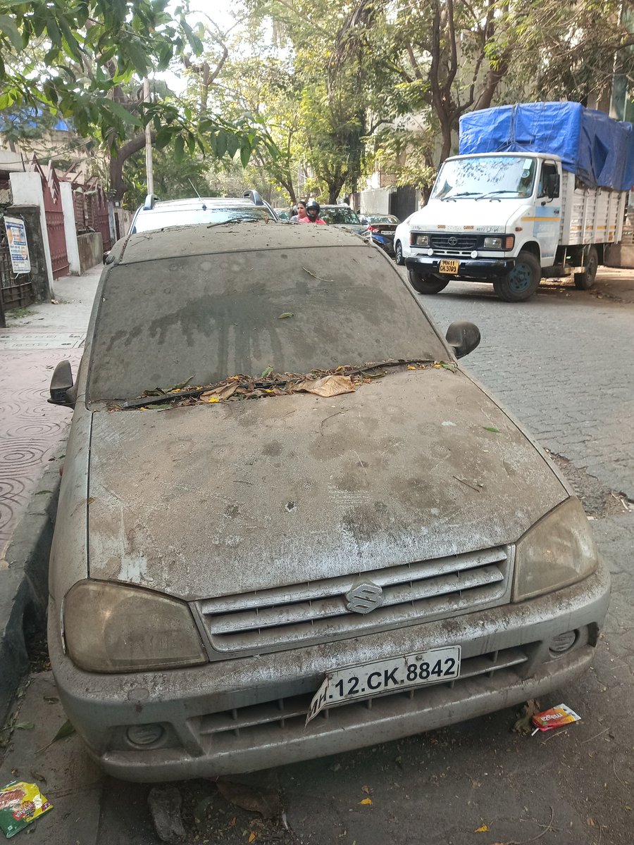 Yulekurup's tweet photo. To @mybmc 
@mybmcWardHW @alkaskerkar
There is a car that has been parked for months outside our building gate and no one knows whose vehicle it is, it's become an eye sore and is dangerous for residents with mosquitoes etc  
Location : Lilycot CHS. Meera Baug,Santacruz west. https://t.co/PQYD7jKiEW