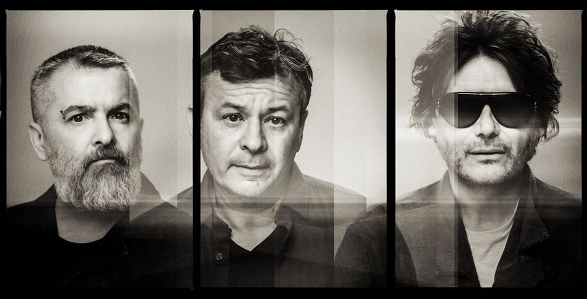 MOJOmagazine's tweet image. Manic Street Preachers Reviewed:  "Rarely have ruminations on decline sounded so vigorous... ⭐️⭐️⭐️⭐️ "    

@Manics dial up the tunes on 15th album Critical Thinking, out today on @ColumbiaRecords. Read MOJO’s review in full.  

READ: shorturl.at/xJASY