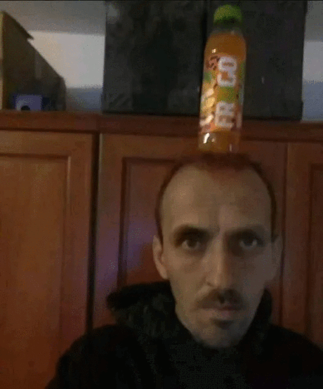 PiotePe tweet media
