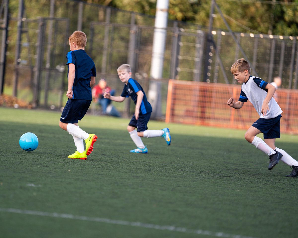 JEllisFootball's tweet photo. REMINDER ⬇️
There are no school sessions this afternoon, but Friday Night Footballer’s - we’ll see you there as normal ‼️⚽️
#JEllisFootball #SchoolSessions #FNF #RepTeams https://t.co/IPmbfTHemo